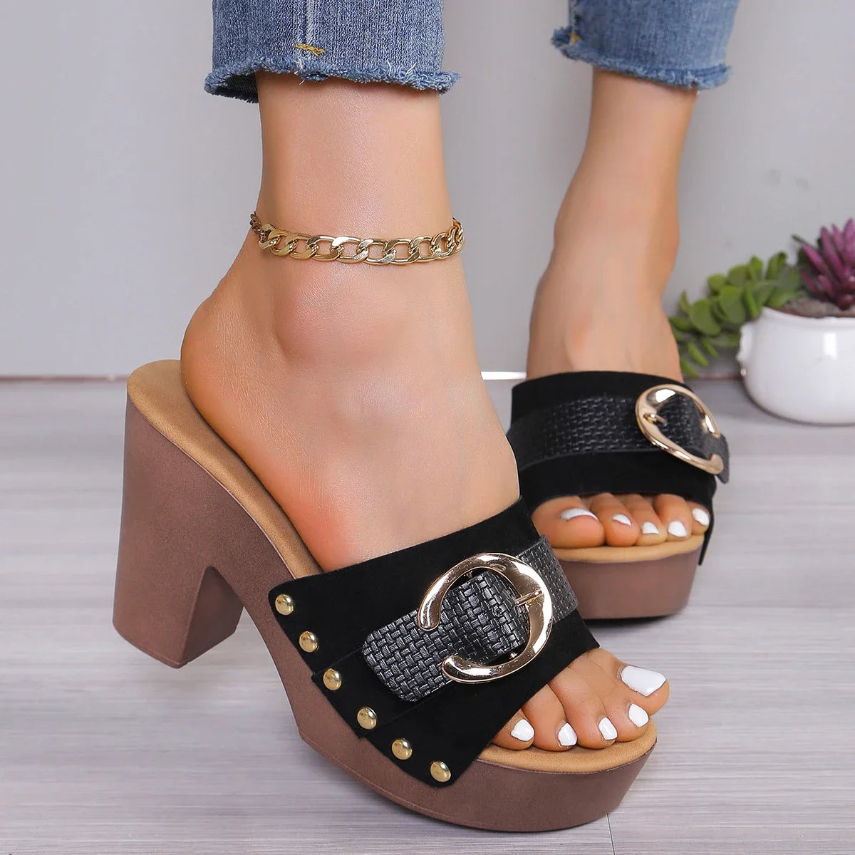 Women Sandals Summer Square High Heels Women Platform Sandals Rivet Pumps Peep Toe Female Elegant Ladies Shoes 